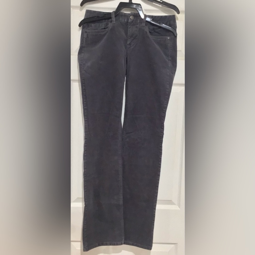 2 PAIRS OF J. CREW FAVORITE FIT CORDUROY PANTS, 28T (34” INSEAM), EUC